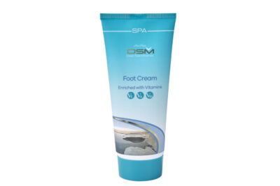 Foot cream with tea trea oil and vitamin B5